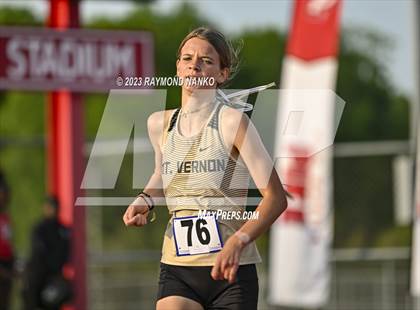 Thumbnail 1 in IHSAA Regional 5 (1600 Meter)  photogallery.