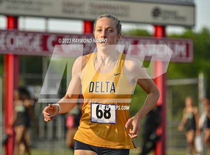 Thumbnail 1 in IHSAA Regional 5 (1600 Meter)  photogallery.