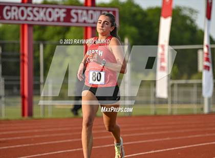 Thumbnail 1 in IHSAA Regional 5 (1600 Meter)  photogallery.
