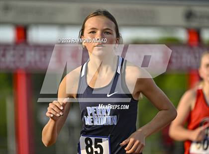 Thumbnail 2 in IHSAA Regional 5 (1600 Meter)  photogallery.