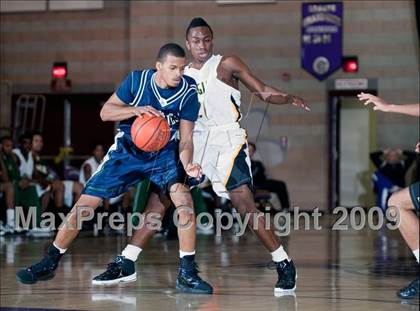 Thumbnail 2 in Chino Hills vs. Eisenhower (Inland Empire Invitational) photogallery.