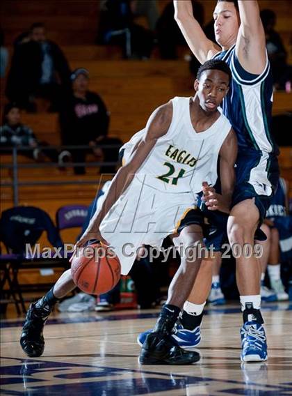 Thumbnail 3 in Chino Hills vs. Eisenhower (Inland Empire Invitational) photogallery.