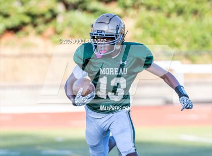 Thumbnail 1 in JV: Bishop O'Dowd @ Moreau Catholic photogallery.