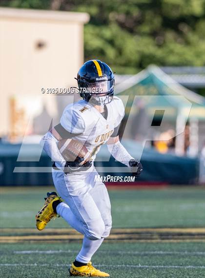 Thumbnail 2 in JV: Bishop O'Dowd @ Moreau Catholic photogallery.