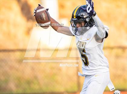 Thumbnail 1 in JV: Bishop O'Dowd @ Moreau Catholic photogallery.