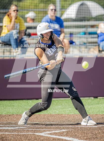 Thumbnail 2 in Lincoln Southeast vs. Kearney photogallery.