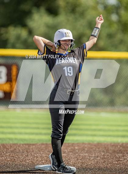 Thumbnail 2 in Lincoln Southeast vs. Kearney photogallery.