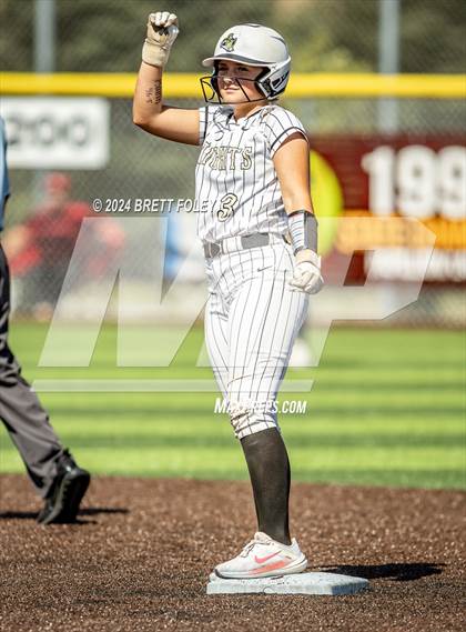 Thumbnail 3 in Lincoln Southeast vs. Kearney photogallery.