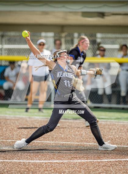 Thumbnail 1 in Lincoln Southeast vs. Kearney photogallery.