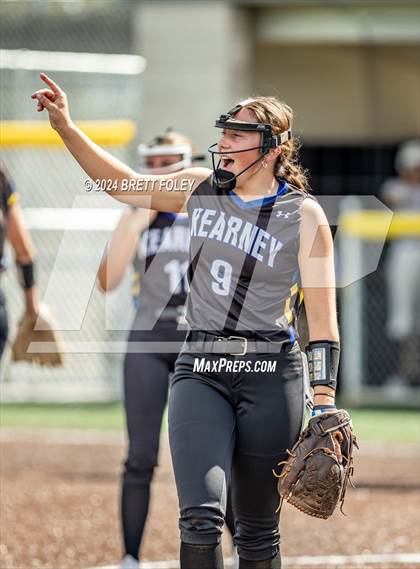 Thumbnail 3 in Lincoln Southeast vs. Kearney photogallery.