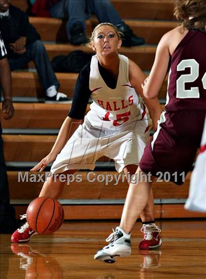 Thumbnail 1 in Halls vs Alcoa (Kroger Thanksgiving Classic) photogallery.
