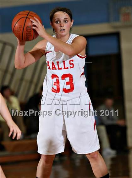 Thumbnail 2 in Halls vs Alcoa (Kroger Thanksgiving Classic) photogallery.
