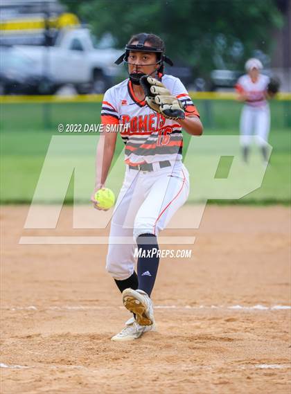 Thumbnail 3 in Bettendorf vs Charles City (Rick Doran Classic) photogallery.