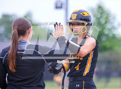 Thumbnail 2 in Bettendorf vs Charles City (Rick Doran Classic) photogallery.