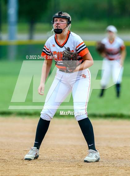 Thumbnail 3 in Bettendorf vs Charles City (Rick Doran Classic) photogallery.