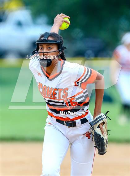 Thumbnail 3 in Bettendorf vs Charles City (Rick Doran Classic) photogallery.