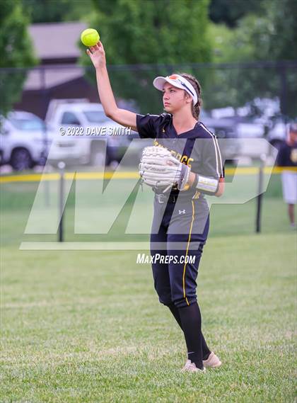 Thumbnail 1 in Bettendorf vs Charles City (Rick Doran Classic) photogallery.