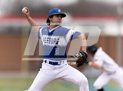 Thumbnail 3 in Freeburg @ Highland photogallery.