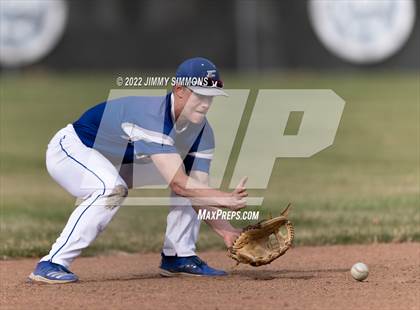 Thumbnail 3 in Freeburg @ Highland photogallery.