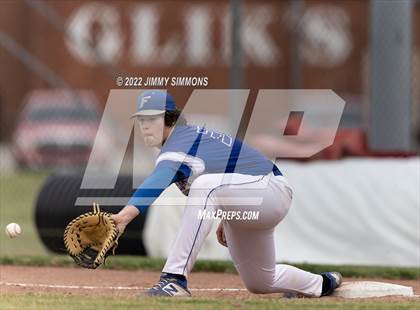 Thumbnail 3 in Freeburg @ Highland photogallery.