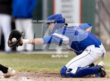 Thumbnail 1 in Freeburg @ Highland photogallery.