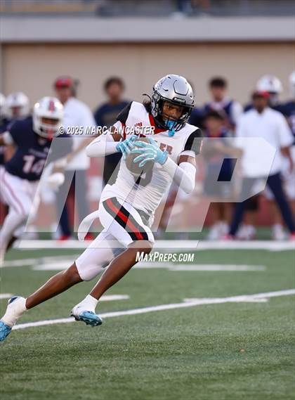 Thumbnail 2 in Butler @ Providence Day photogallery.