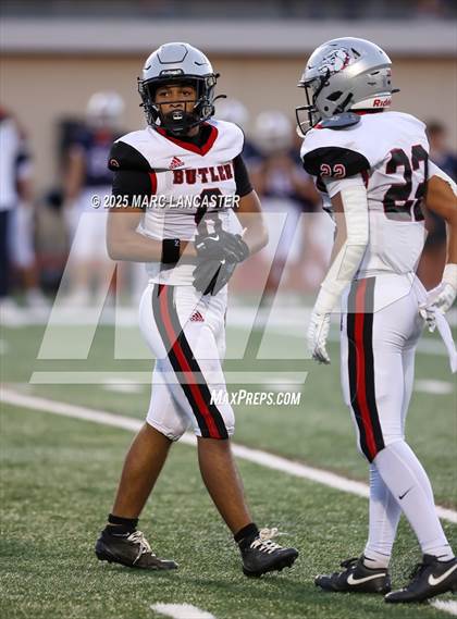 Thumbnail 1 in Butler @ Providence Day photogallery.