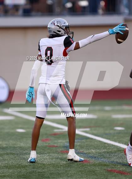 Thumbnail 3 in Butler @ Providence Day photogallery.