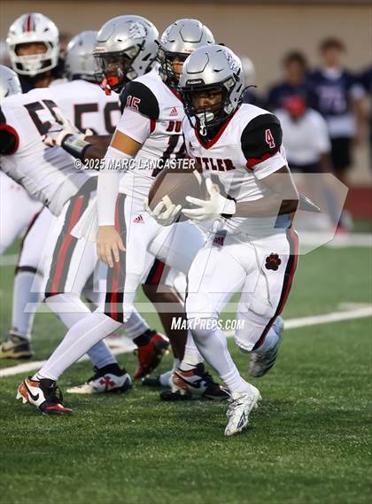 Thumbnail 3 in Butler @ Providence Day photogallery.
