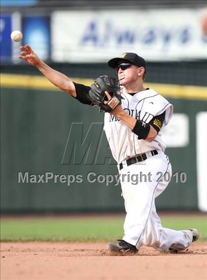 Thumbnail 3 in Webster Thomas vs. McQuaid Jesuit (Section 5 Class AA Final) photogallery.