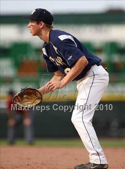 Thumbnail 2 in Webster Thomas vs. McQuaid Jesuit (Section 5 Class AA Final) photogallery.
