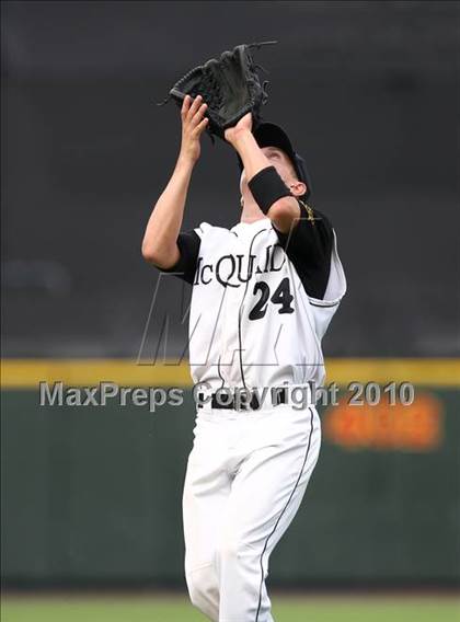 Thumbnail 2 in Webster Thomas vs. McQuaid Jesuit (Section 5 Class AA Final) photogallery.