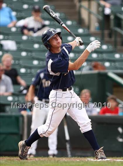 Thumbnail 3 in Webster Thomas vs. McQuaid Jesuit (Section 5 Class AA Final) photogallery.