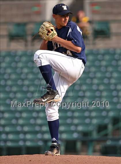 Thumbnail 2 in Webster Thomas vs. McQuaid Jesuit (Section 5 Class AA Final) photogallery.