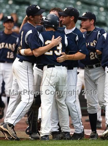 Thumbnail 2 in Webster Thomas vs. McQuaid Jesuit (Section 5 Class AA Final) photogallery.