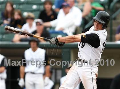 Thumbnail 2 in Webster Thomas vs. McQuaid Jesuit (Section 5 Class AA Final) photogallery.