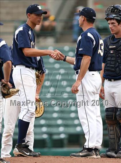 Thumbnail 1 in Webster Thomas vs. McQuaid Jesuit (Section 5 Class AA Final) photogallery.