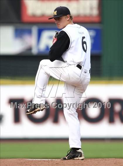Thumbnail 1 in Webster Thomas vs. McQuaid Jesuit (Section 5 Class AA Final) photogallery.