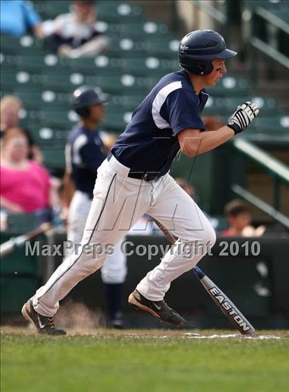 Thumbnail 3 in Webster Thomas vs. McQuaid Jesuit (Section 5 Class AA Final) photogallery.