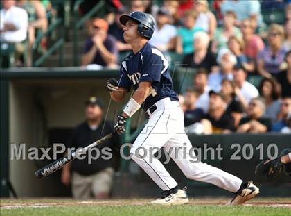 Thumbnail 2 in Webster Thomas vs. McQuaid Jesuit (Section 5 Class AA Final) photogallery.
