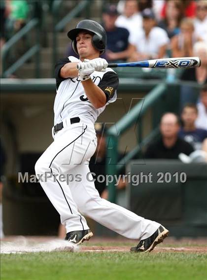 Thumbnail 3 in Webster Thomas vs. McQuaid Jesuit (Section 5 Class AA Final) photogallery.