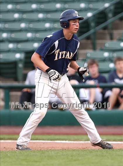 Thumbnail 1 in Webster Thomas vs. McQuaid Jesuit (Section 5 Class AA Final) photogallery.