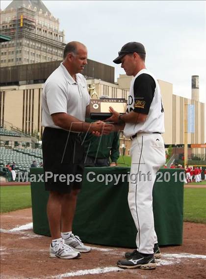 Thumbnail 1 in Webster Thomas vs. McQuaid Jesuit (Section 5 Class AA Final) photogallery.
