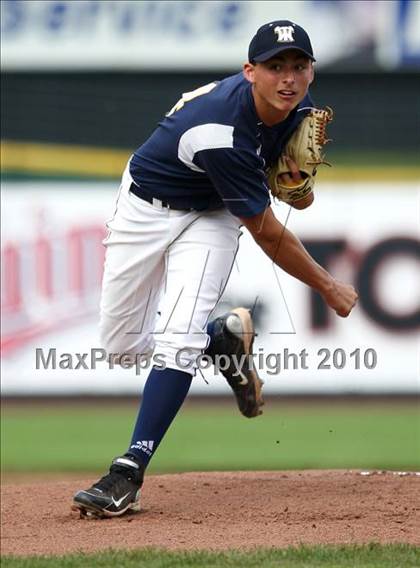 Thumbnail 2 in Webster Thomas vs. McQuaid Jesuit (Section 5 Class AA Final) photogallery.