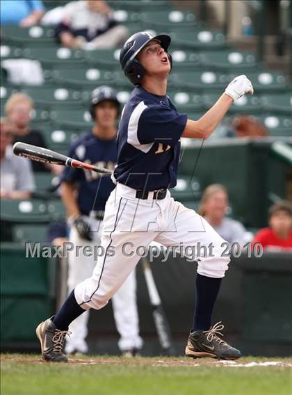 Thumbnail 1 in Webster Thomas vs. McQuaid Jesuit (Section 5 Class AA Final) photogallery.