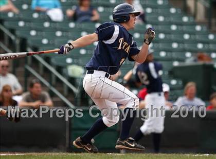 Thumbnail 3 in Webster Thomas vs. McQuaid Jesuit (Section 5 Class AA Final) photogallery.