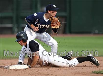 Thumbnail 2 in Webster Thomas vs. McQuaid Jesuit (Section 5 Class AA Final) photogallery.