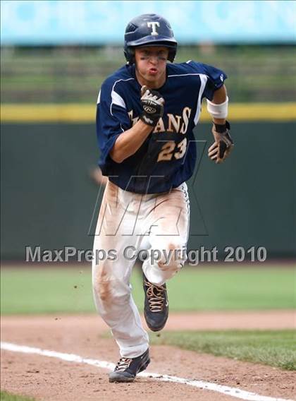 Thumbnail 3 in Webster Thomas vs. McQuaid Jesuit (Section 5 Class AA Final) photogallery.