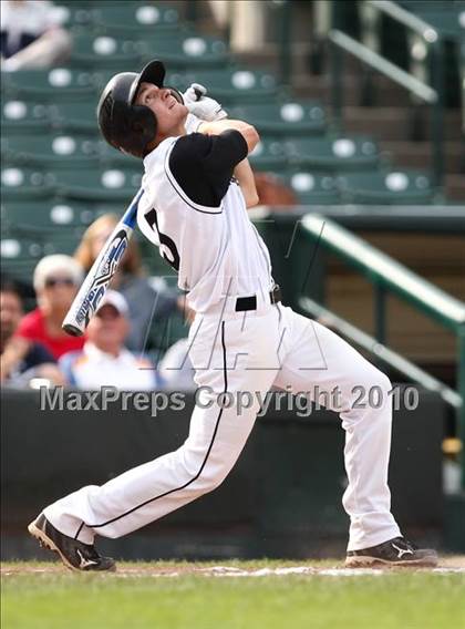 Thumbnail 1 in Webster Thomas vs. McQuaid Jesuit (Section 5 Class AA Final) photogallery.