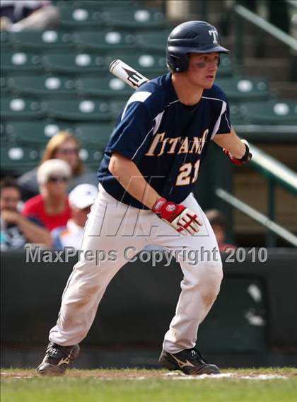 Thumbnail 3 in Webster Thomas vs. McQuaid Jesuit (Section 5 Class AA Final) photogallery.